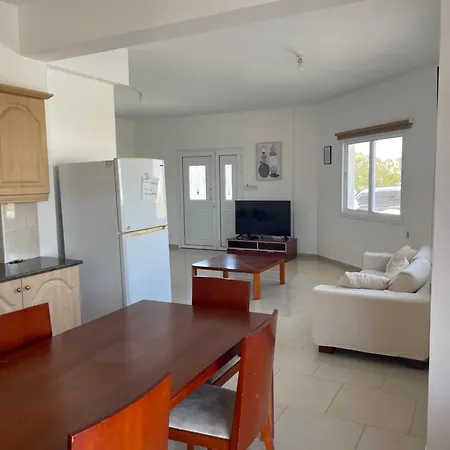 Valentine Family וילה Kiti