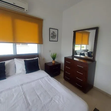 Valentine Family וילה